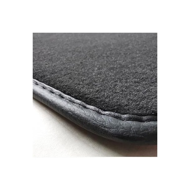 Komplet st af bilmtter til Citroen C4 Picasso